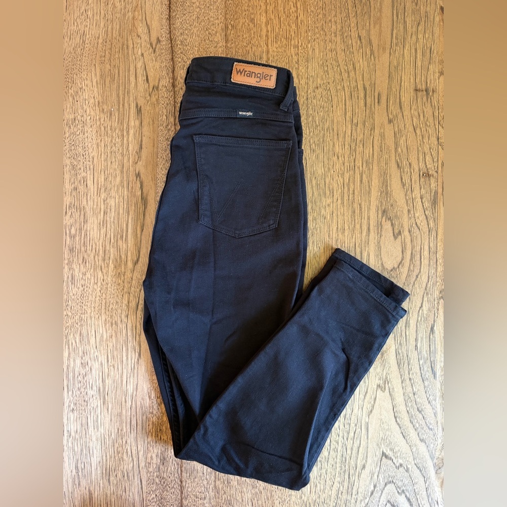 Wrangler High Rise Jeans
